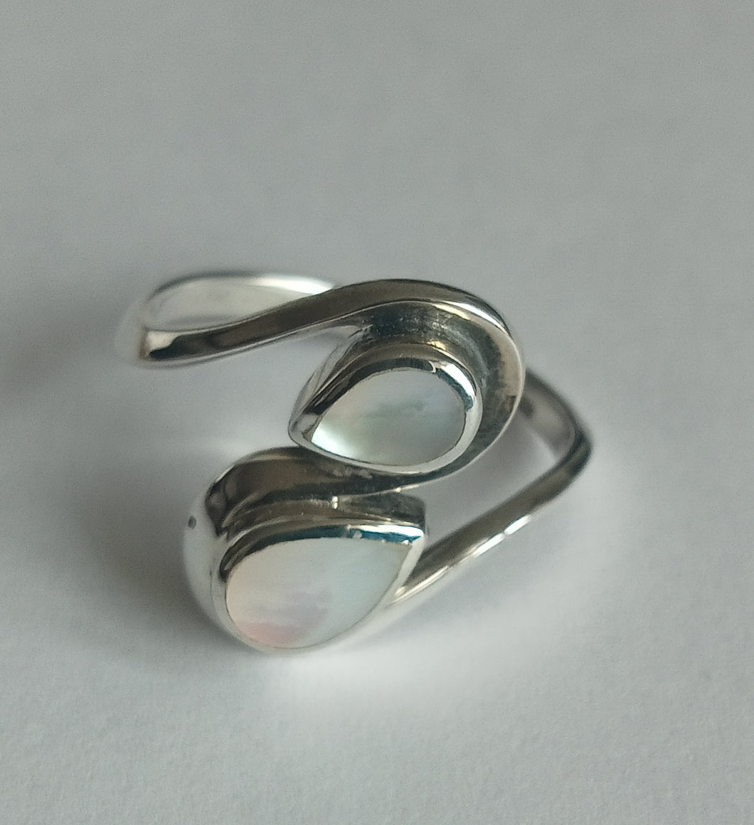 Omarie Mother Of Pearl Ring